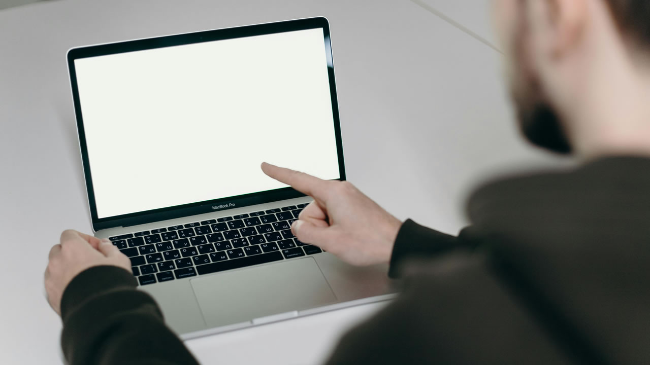 Electronic tax filing for trucks